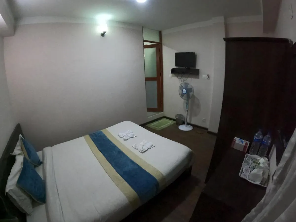 Hotel Royal Mantra Kathmandu 2*,